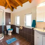 Haus In Kolympia Mit Parkplatz Und Bergblick By Interhome * كولومبيا
